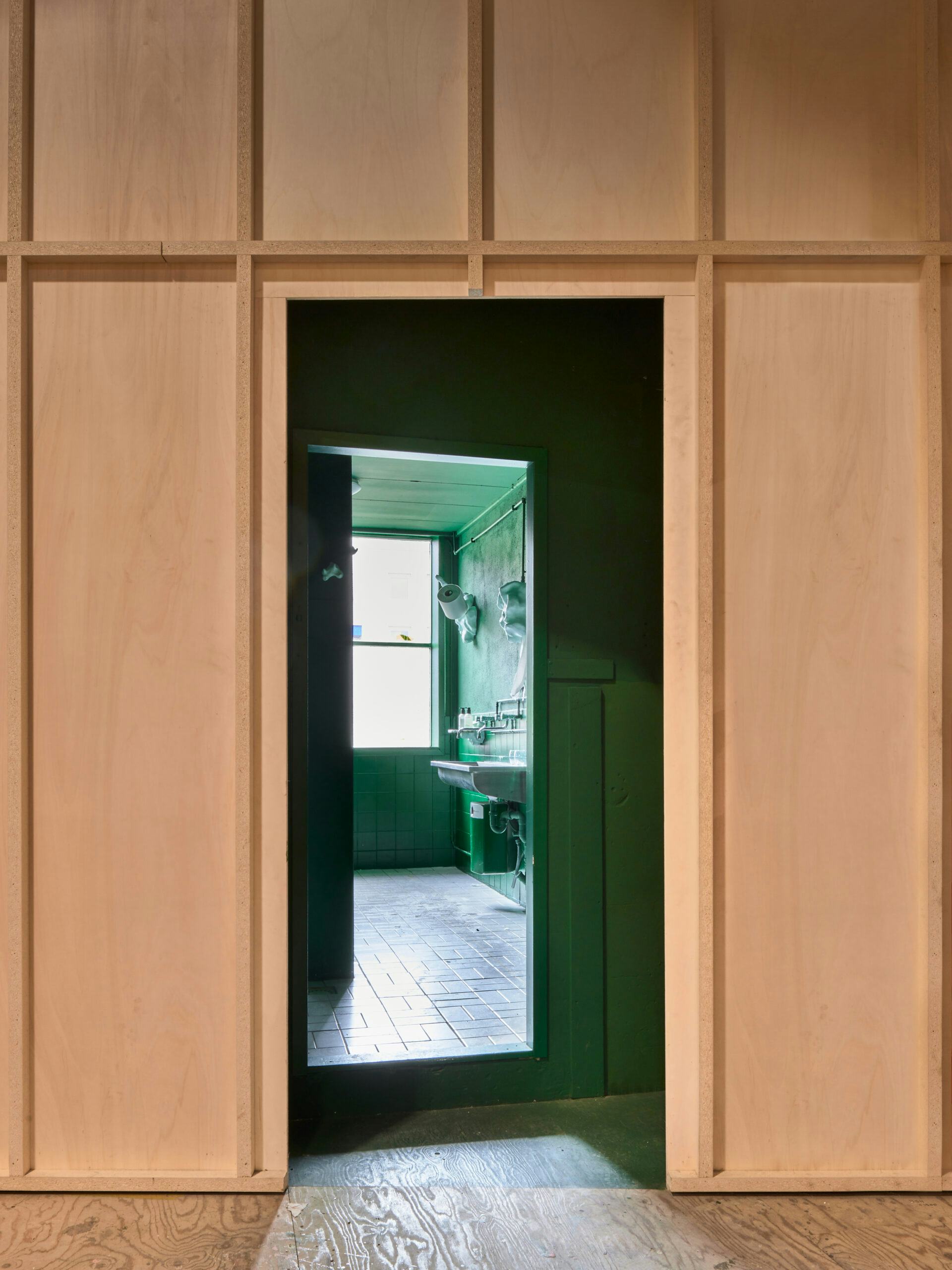 Huidenclub, Rotterdam, Atelier Tomas Dirrix. Beeld Max Hart Nibbrig