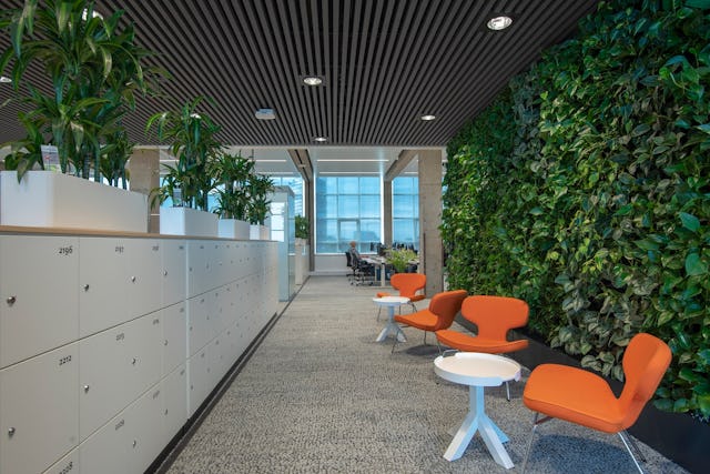 Tweede etage met groene wand. Beeld Peter de Ruig