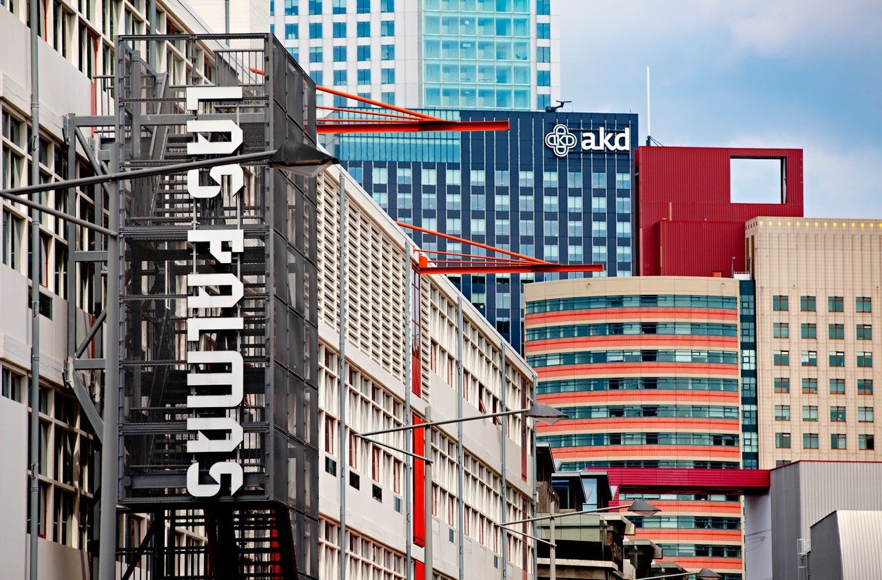 Gebouwen op de Kop van Zuid | Foto: Iris van den Broek