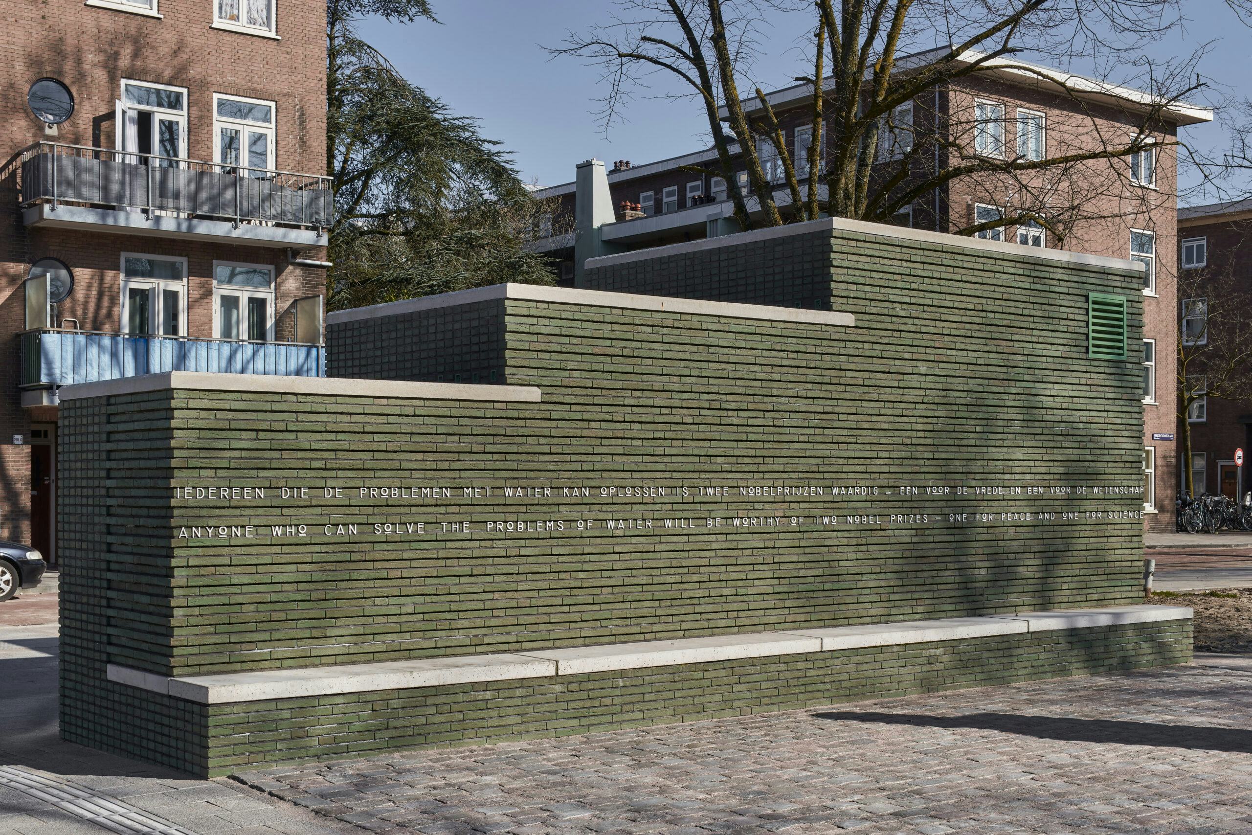 Sprekende groene baksteen in de eindgemalen die BureauVanEig maakte voor Waternet in Amsterdam
