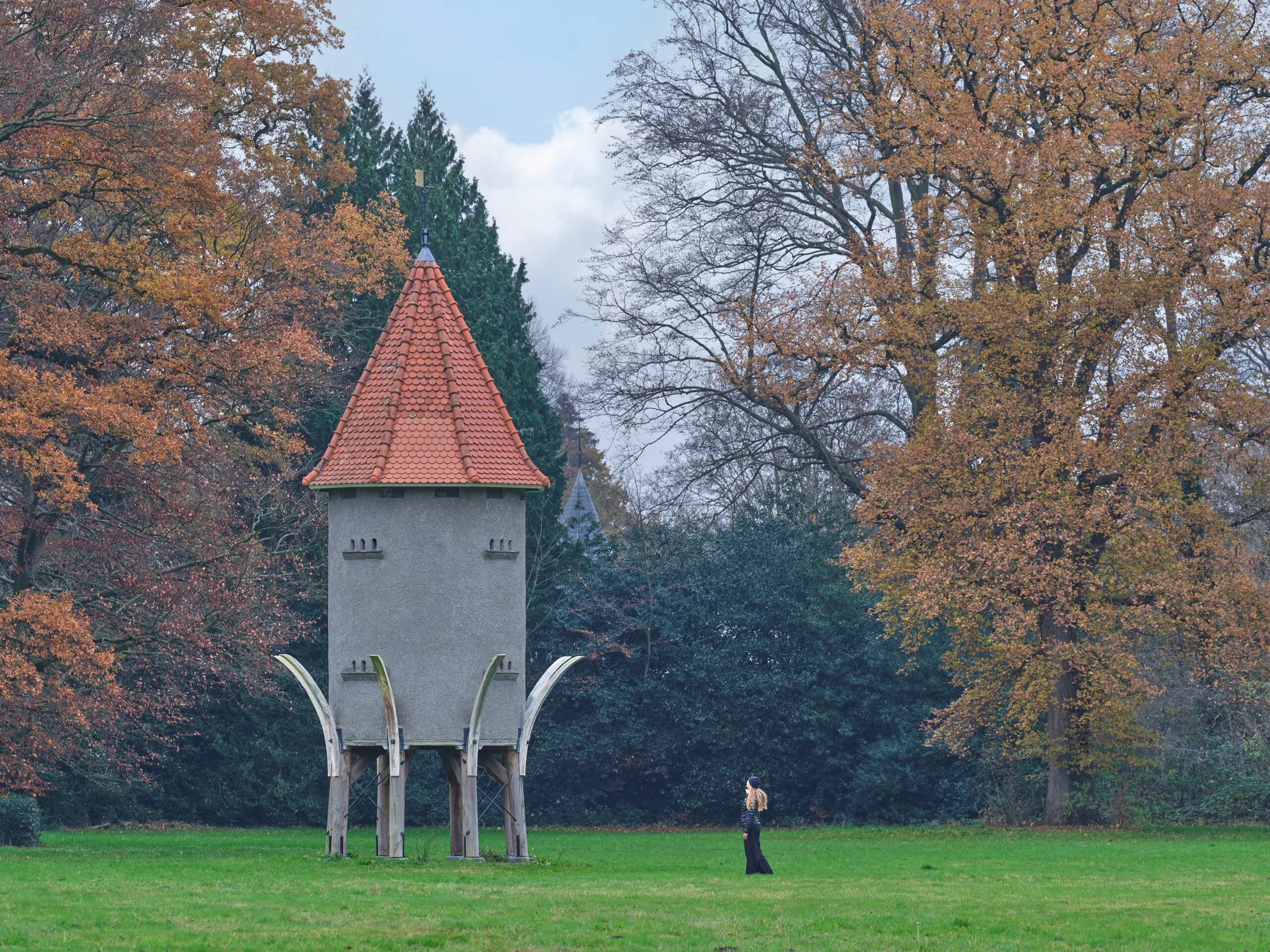 De duiventil toont dat gebouwen voor dieren waardige, slimme ontwerpen