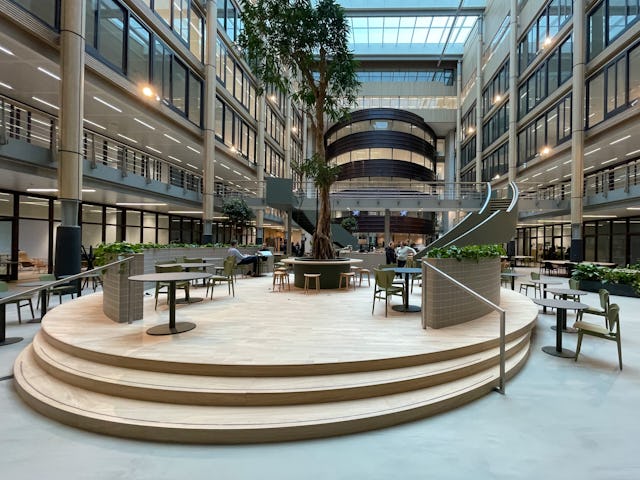 Edge Stadium door Atelier Pro. Beeld: Mădălina Băghiceanu