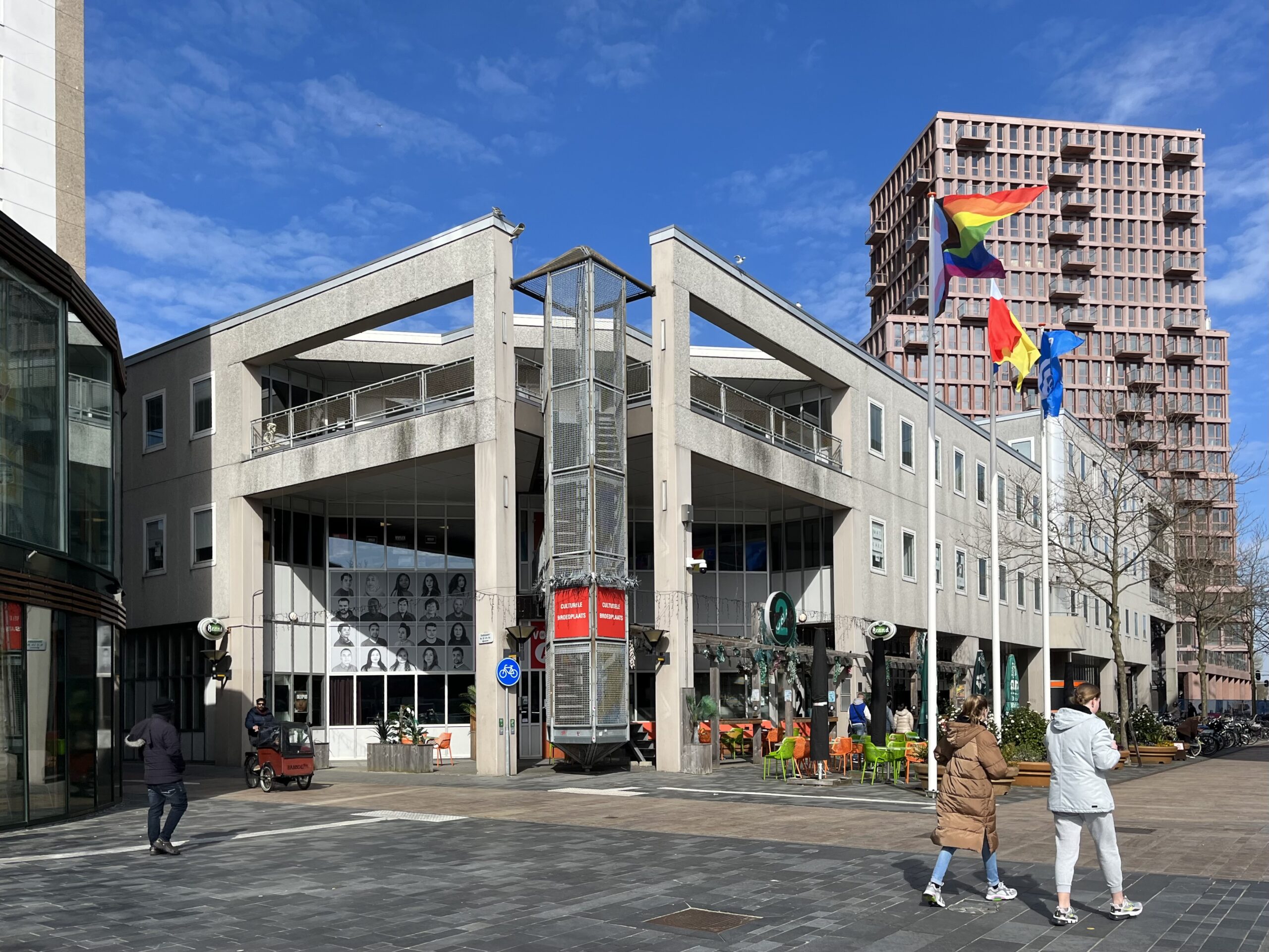 De Voetnoot met de Highnote op de achtergrond. Beeld Hanna Veltman