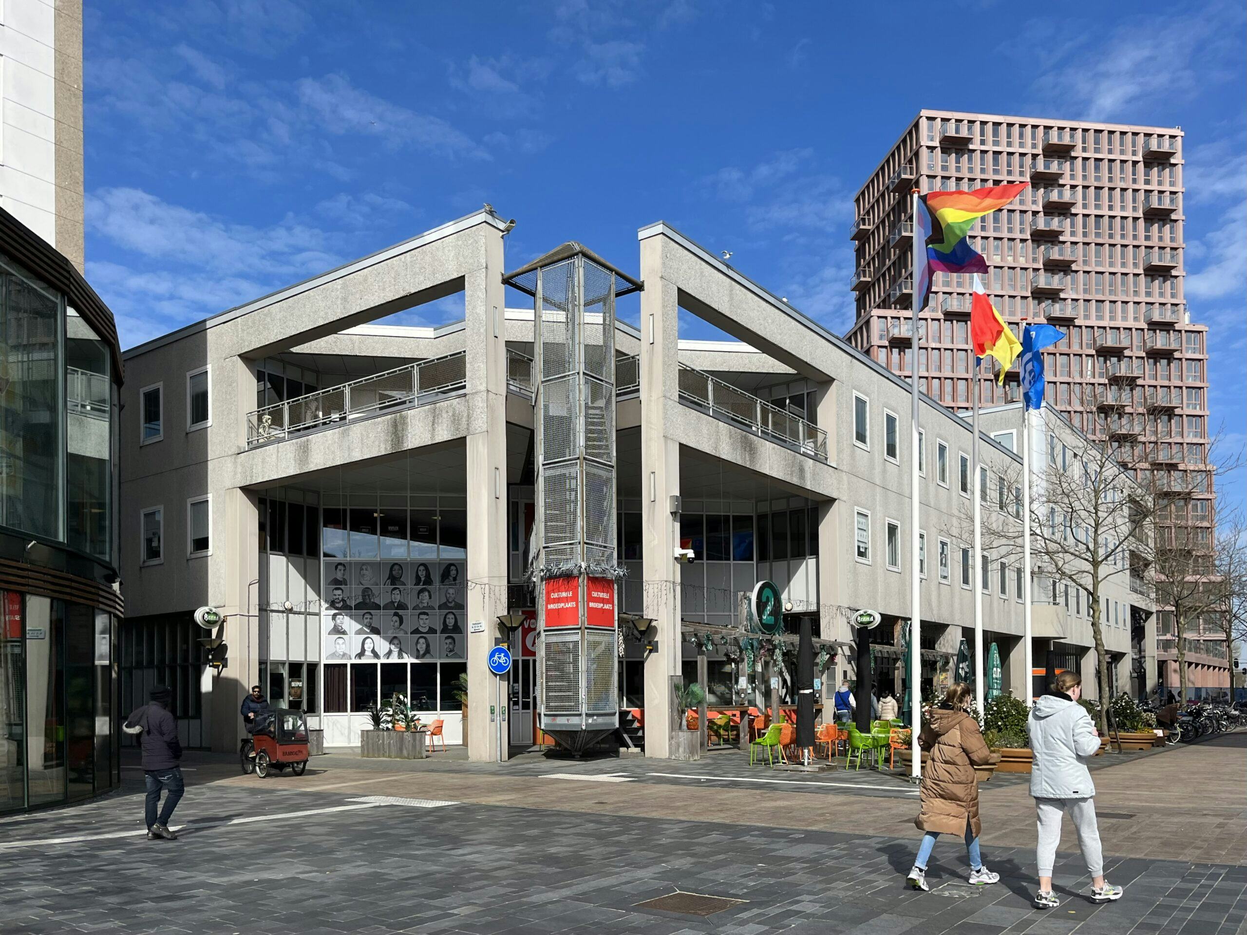 De Voetnoot met de Highnote op de achtergrond. Beeld Hanna Veltman