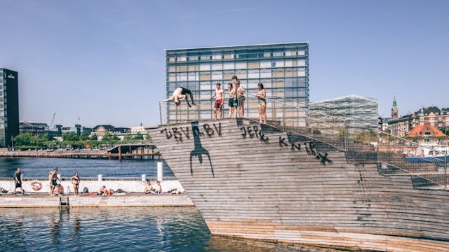 Havenbad Islands Brygge (2003), ontworpen door BIG. Foto Astrid Maria Rasmussen