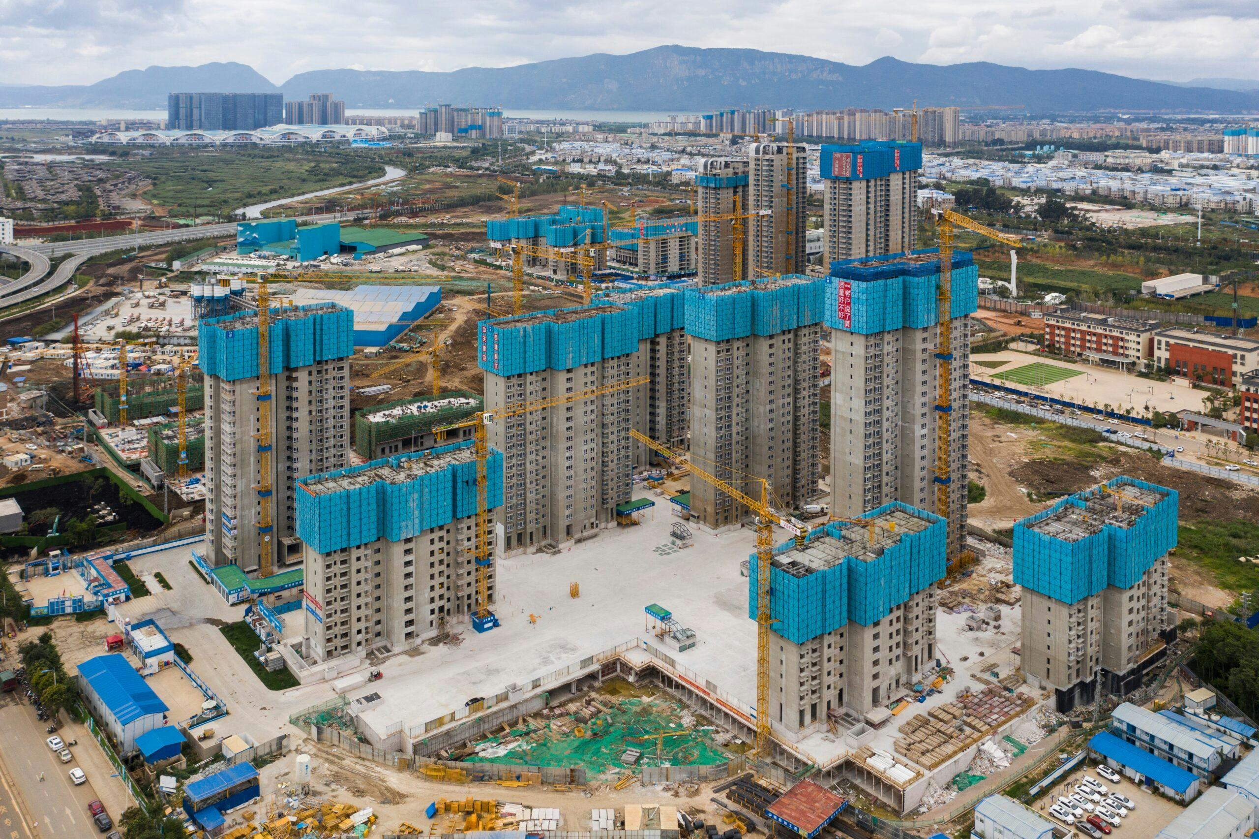 Grootschalige woningbouw in Kunming, China. Beeld Shutterstock