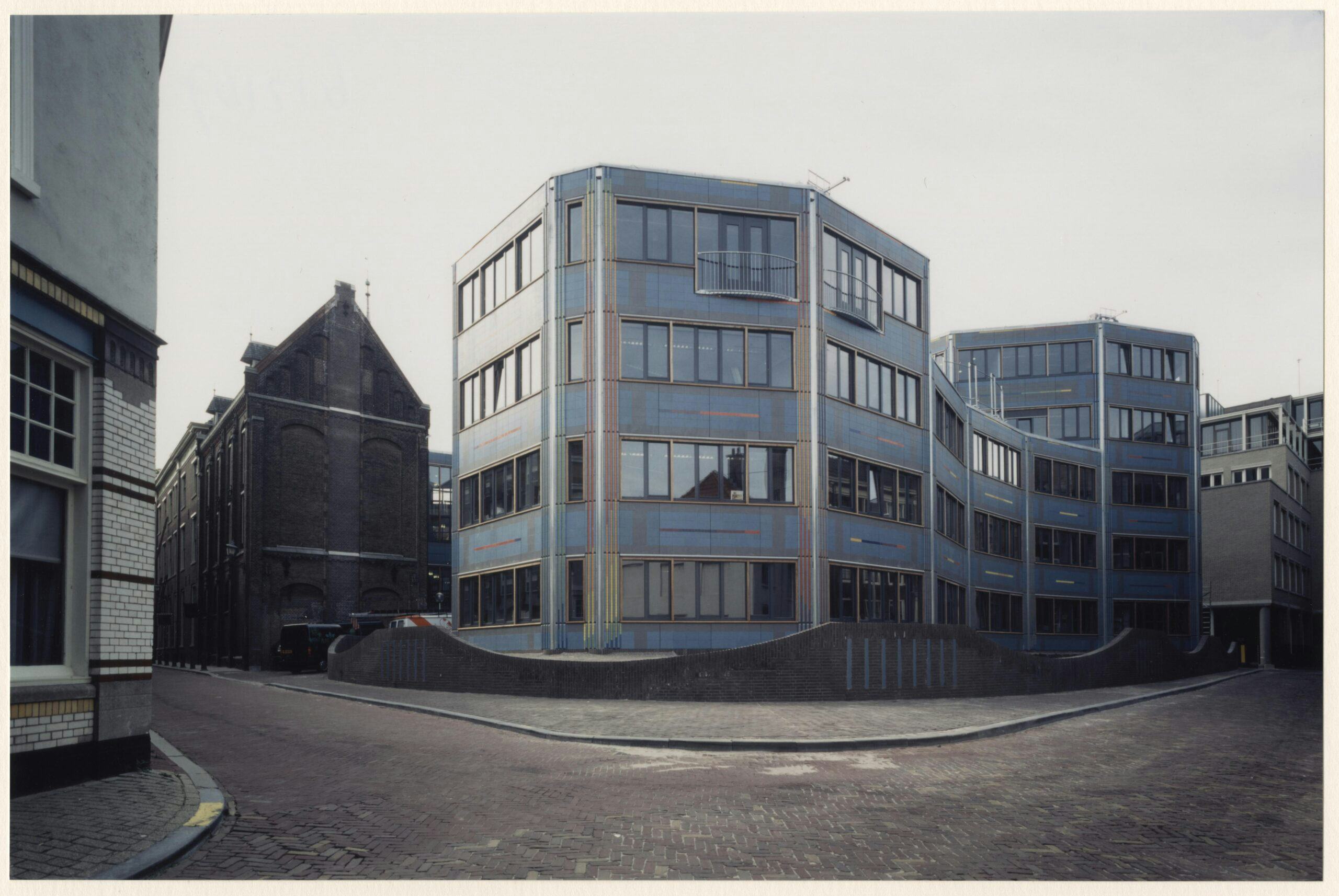 De Algemene Rekenkamer in Den Haag. Ontwerp Aldo van Eyck. Beeld Joop van Reeken