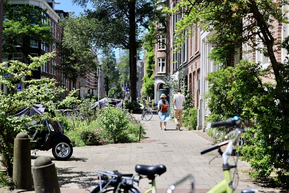Straat in Amsterdam. Beeld Shutterstock