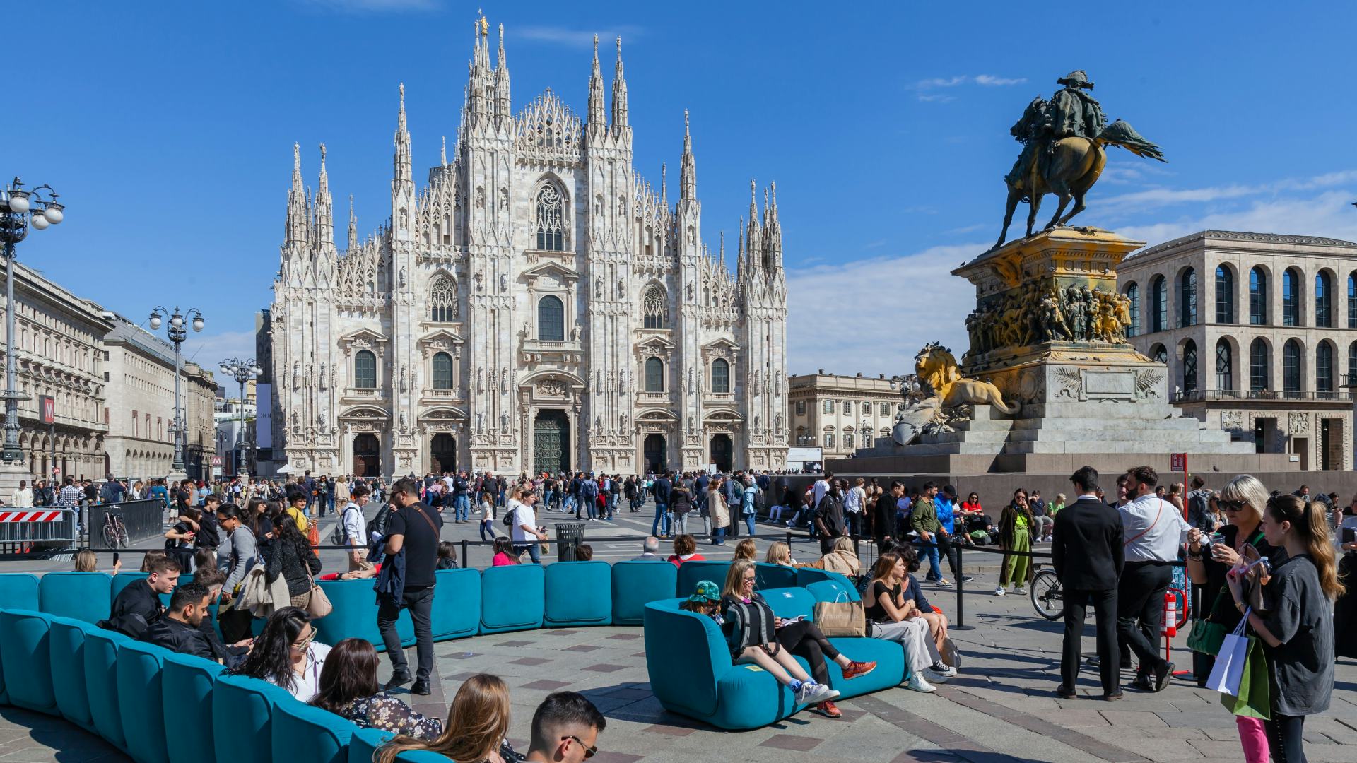 Het Piazza del Duomo tijdens de Salone 2023. Beeld Shutterstock