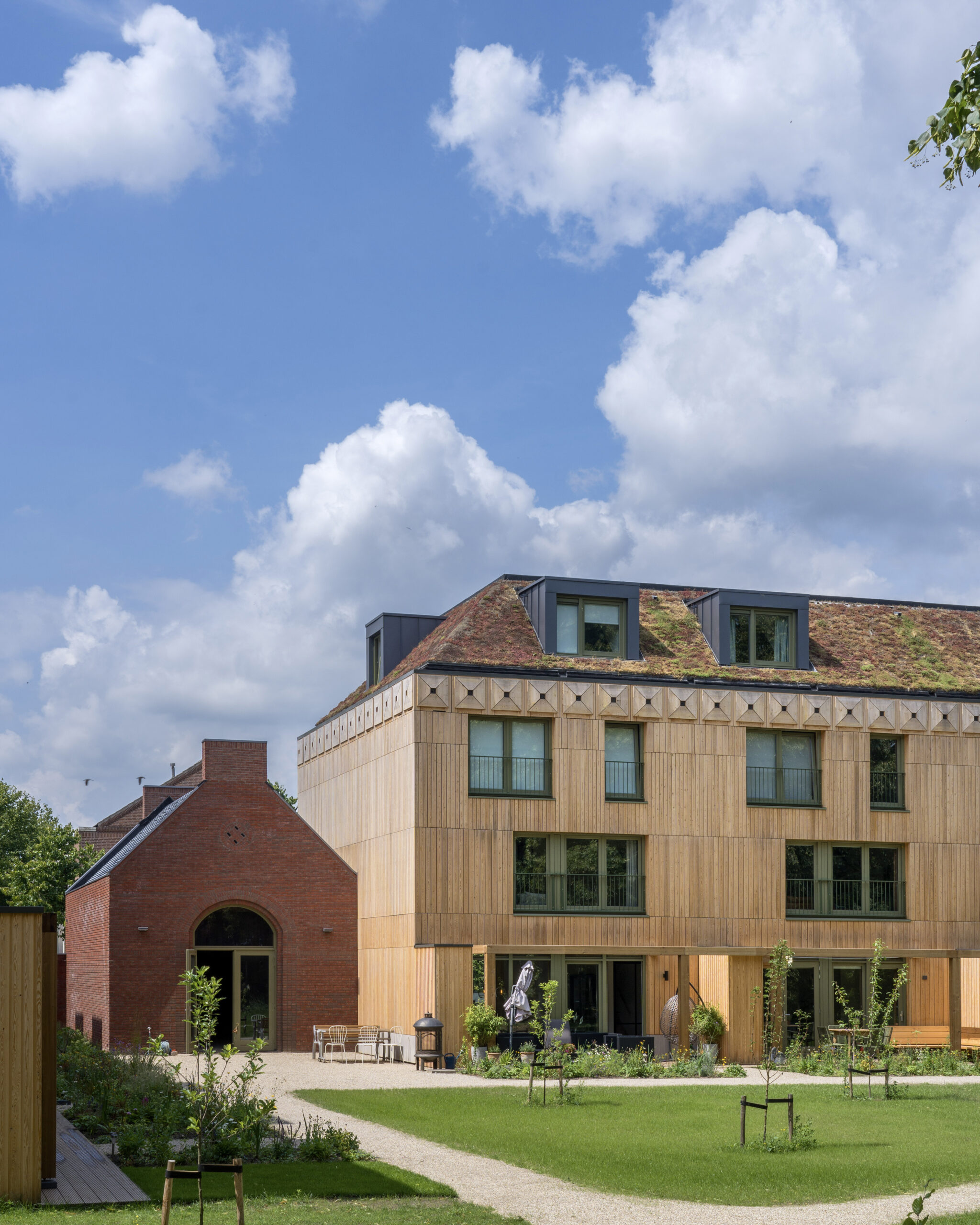 Poortgebouw, binnentuin. Beeld Maarten van Apeldoorn
