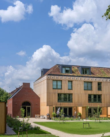 Poortgebouw, binnentuin. Beeld Maarten van Apeldoorn