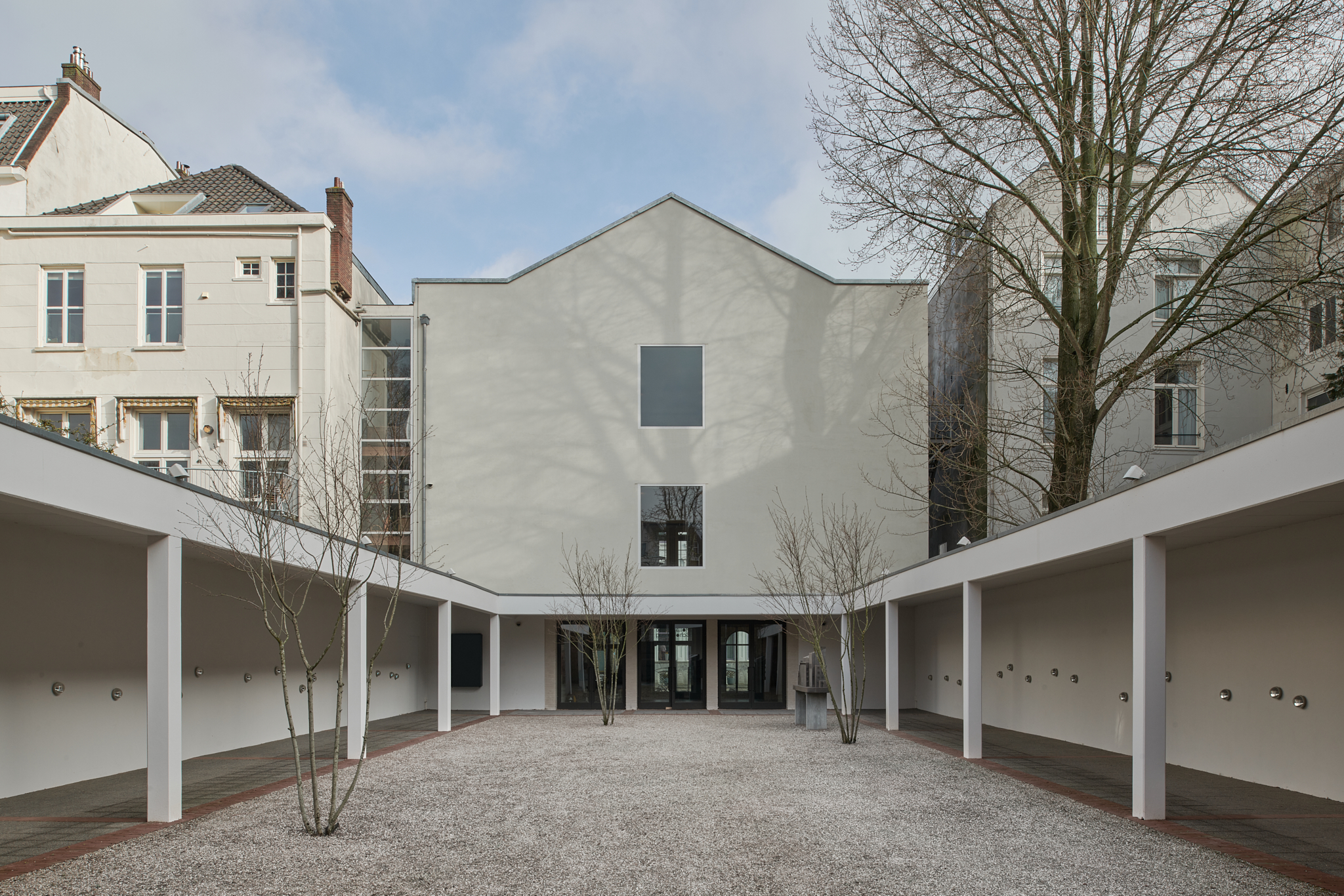 De binnenplaats van de Hollandse Schouwburg. Beeld Max Hart Nibbrig