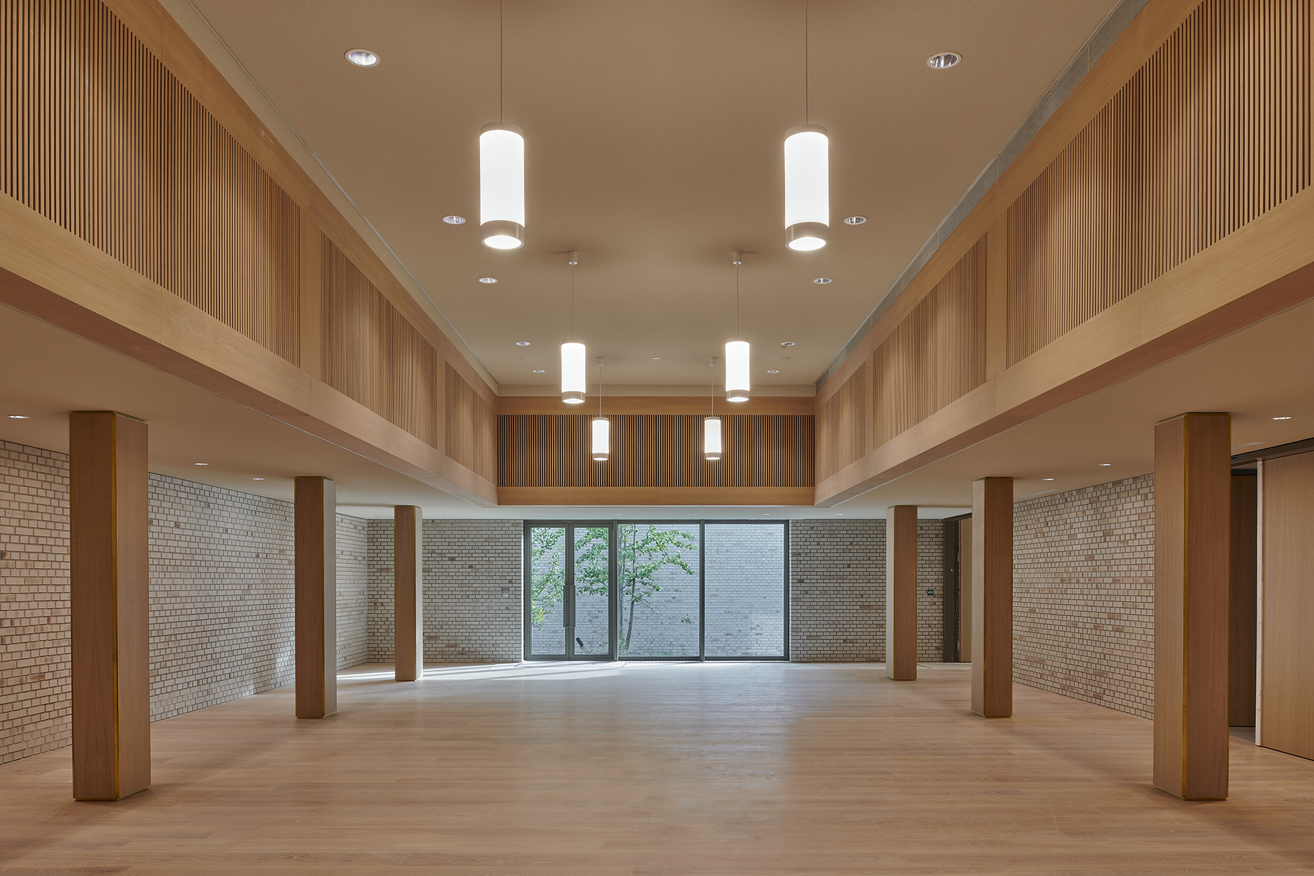 Het auditorium in de nieuwbouw van het Holocaustmuseum. Beeld Max Hart Nibbrig