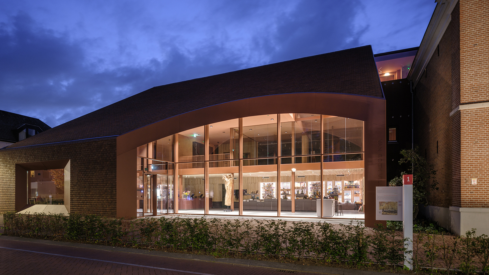 Beeld Ossip van Duivenbode