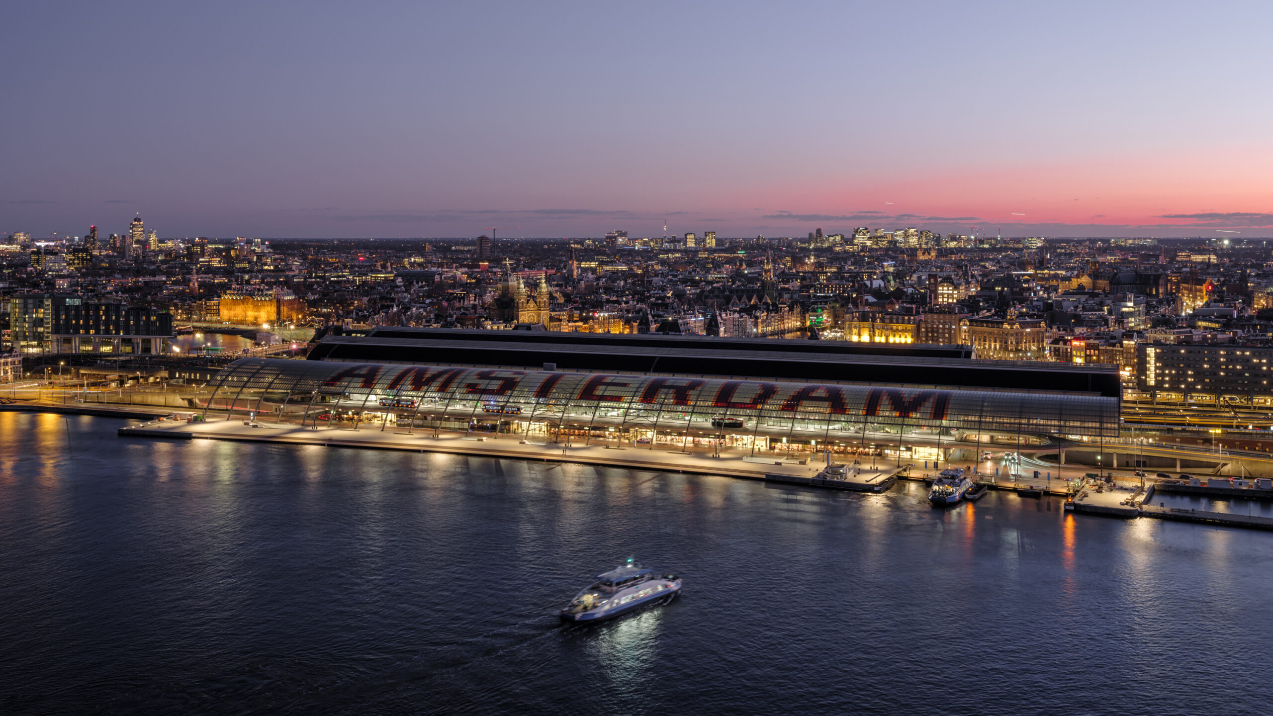 Beeld Ossip van Duivenbode