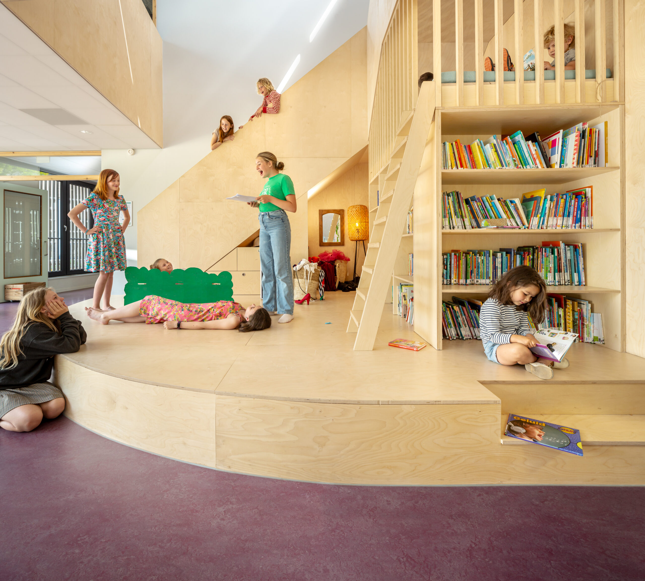 Podium. Beeld Thijs Wolzak