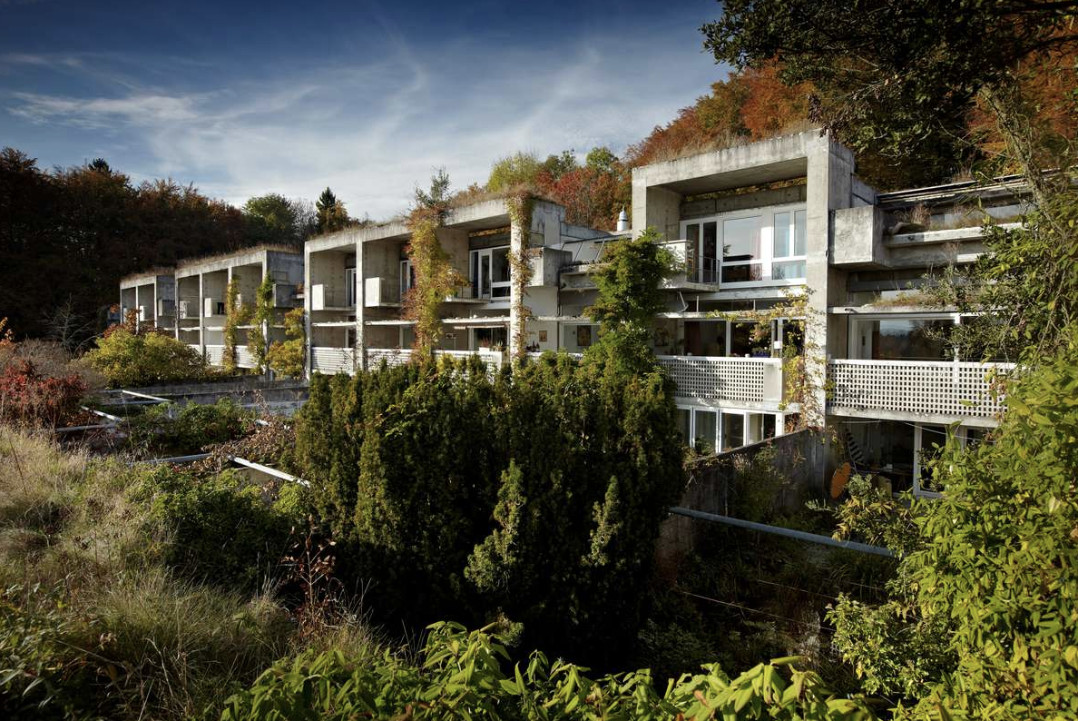 Siedlung Halen in het bergachtige landschap bij Bern door Atelier 5