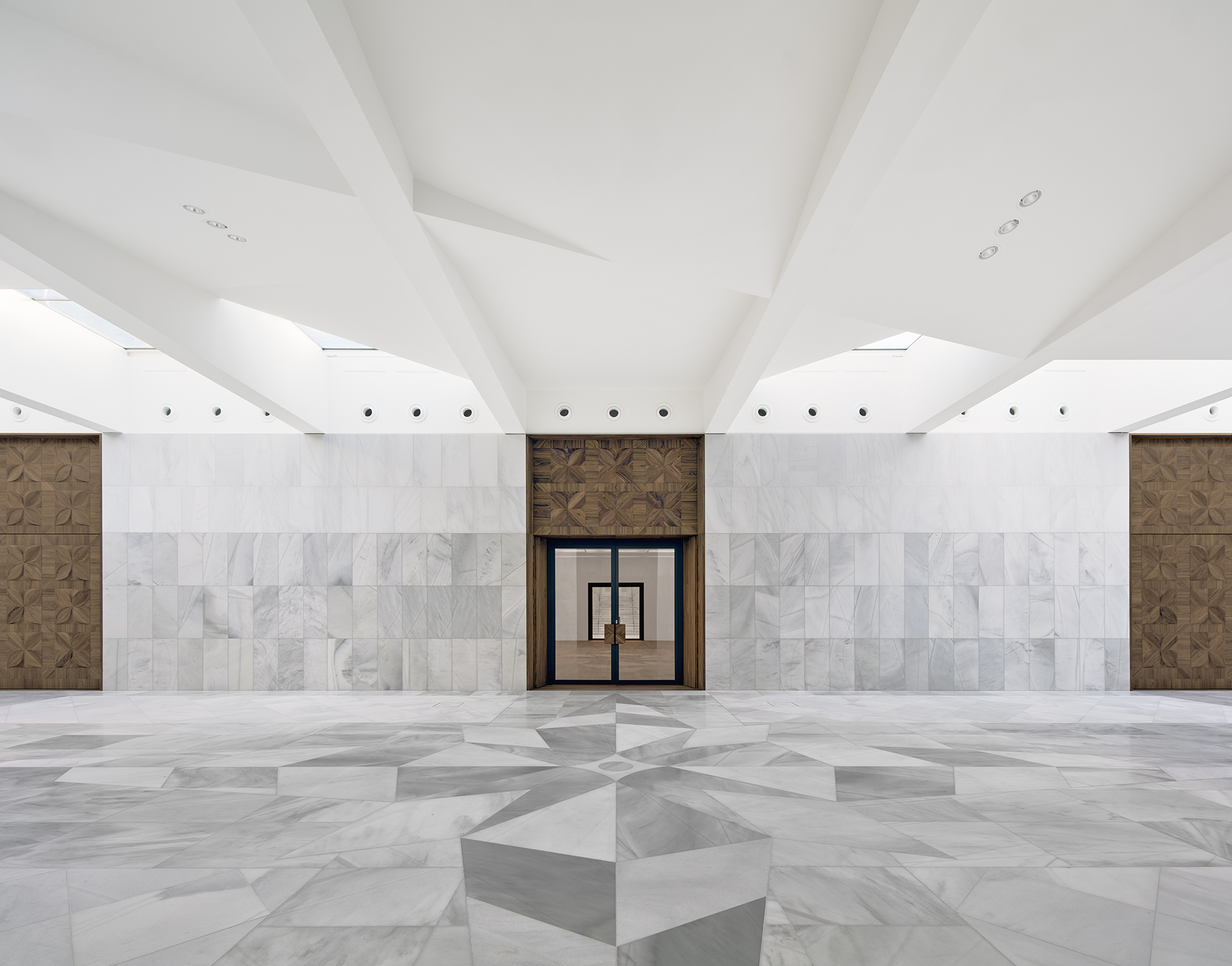 Beeld Simon Menges, Sebastian van Damme