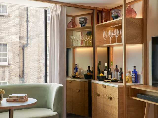 Standaardkamer. Standaardkamer. Beeld Simon Brown voor concrete and The BoTree