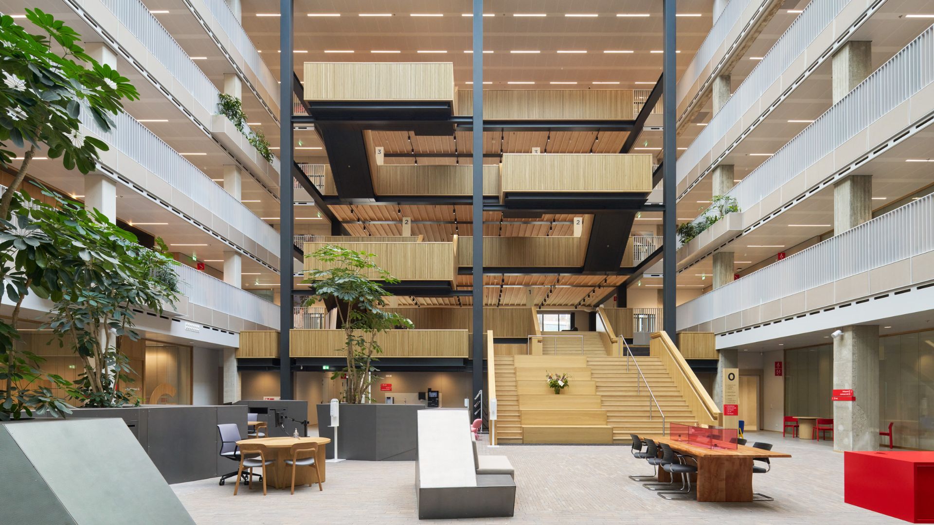 Huis voor de Stad Helmond door Kraaijvanger Architects. Beeld Ronald Tilleman