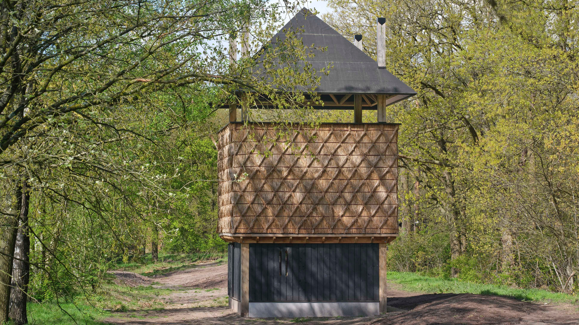 Folly Hooiberg op Buitenplaats Koningsweg door Kraft Architecten. Beeld Jeroen Musch
