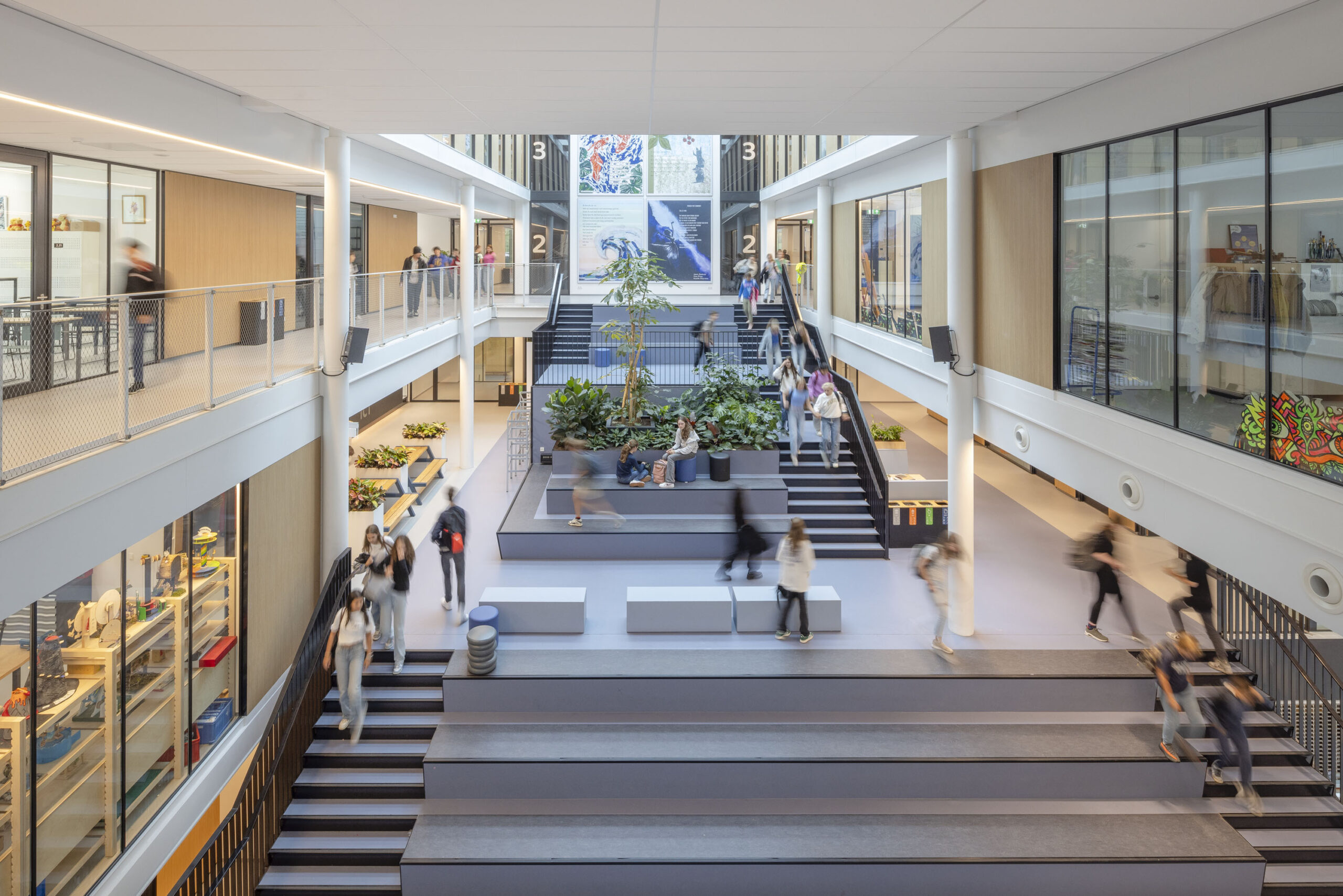 Van Maerlantlyceum. Beeld Lucas van der Wee