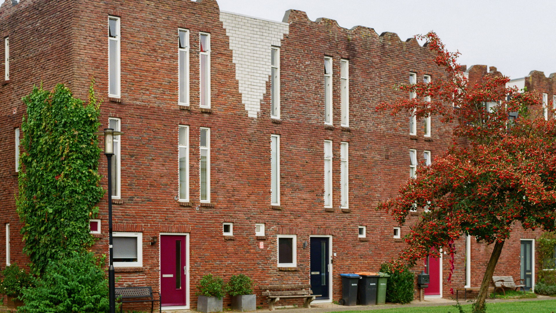 Ruïnewoningen Kattenbroek, door Leo Heijdenrijk en Hans Hermes, 1989-1990. Beeld David Meulenbeld