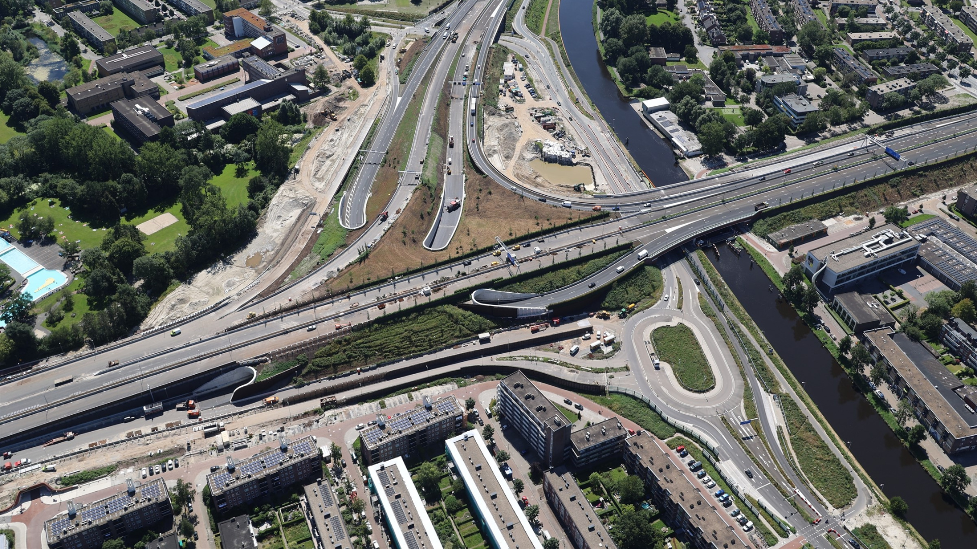 Het vernieuwde Julianaplein als onderdeel van Aanpak Ring-Zuid. Beeld wUrck en Syb van Breda & Co Architects 