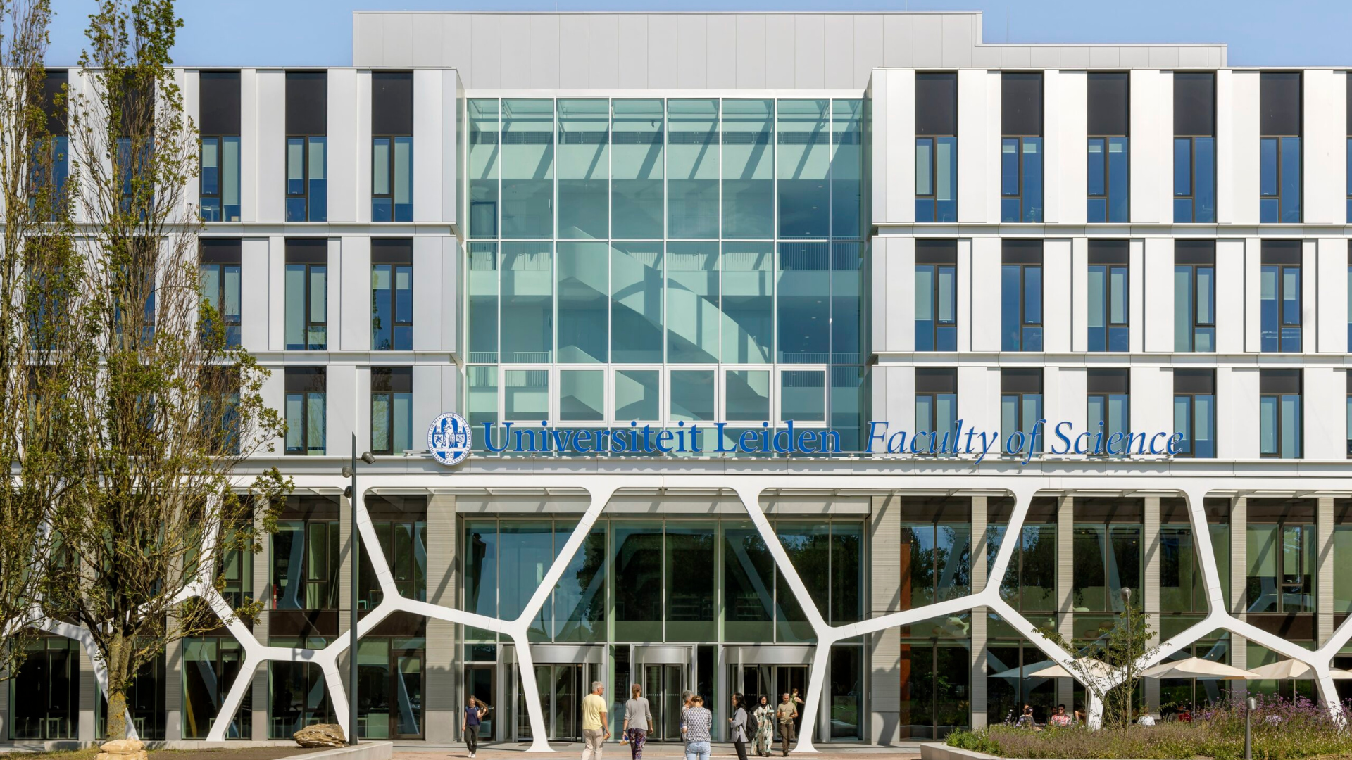 Het Gorlaeus Gebouw op het Bio Science Park in Leiden. Beeld Marcel van der Burg