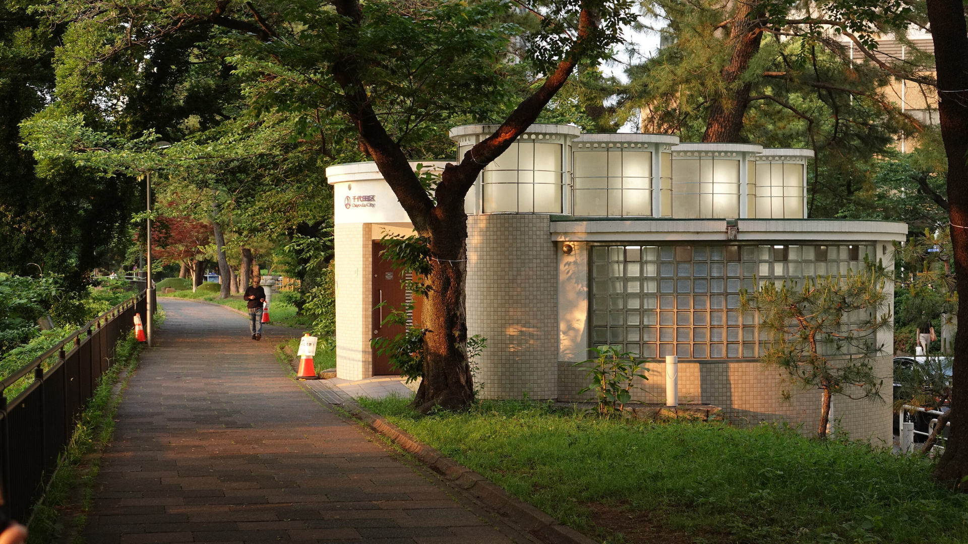 Japans toiletgebouw dat in Nederland een ereplaats op de rijksmonumentenlijst zou krijgen. Beeld Gilles van Eeden in Chiyoda-ku, Tokyo