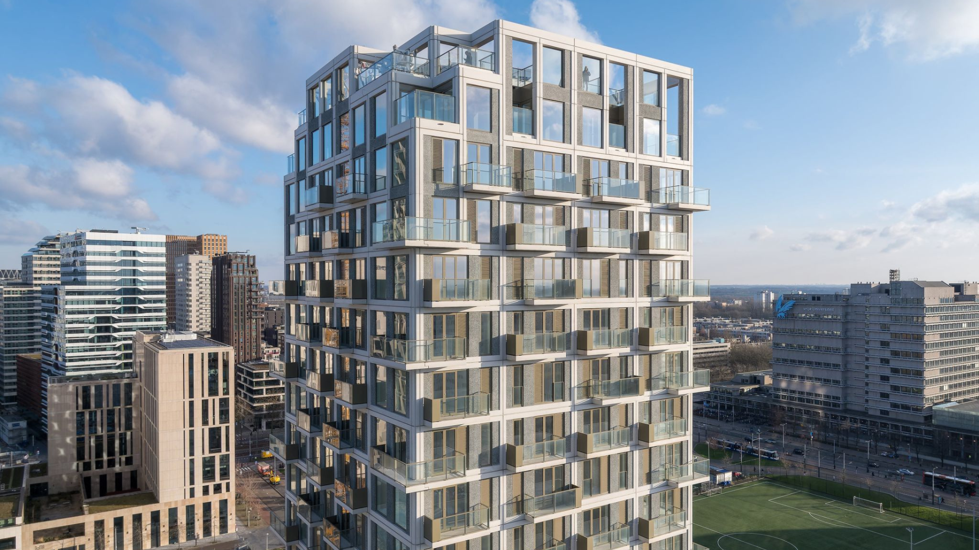 Stepstone. Beeld Ossip van Duivenbode