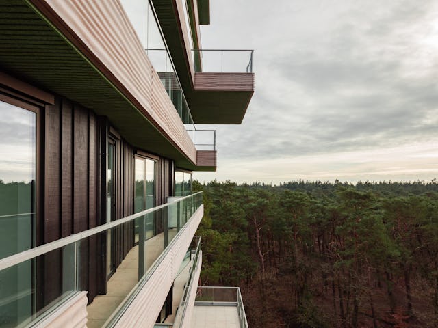 Hangende balkons. Beeld Sebastian van Damme