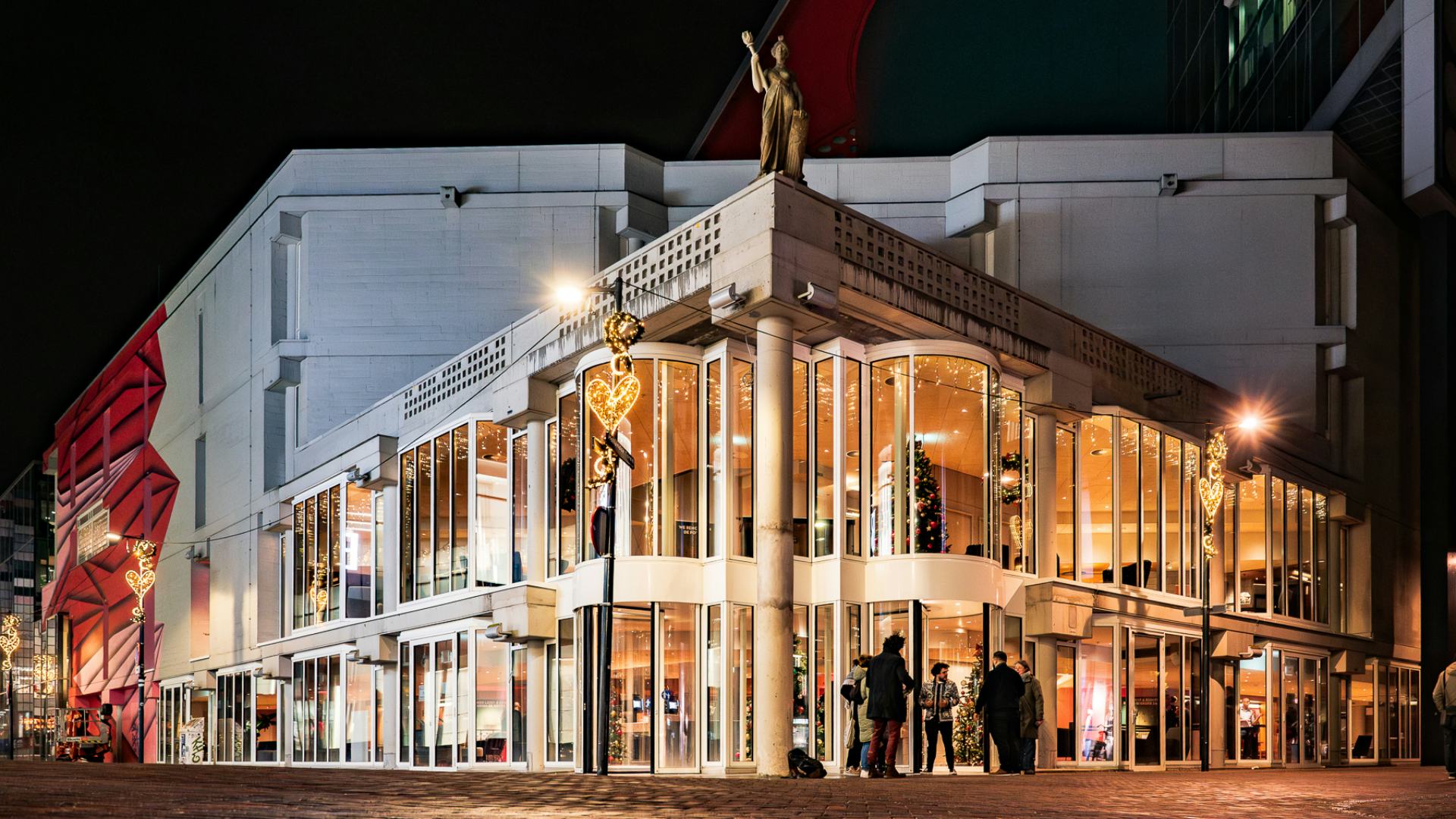 De nieuwe entree van TivoliVredenburg aan het Vredenburgplein, 2025. Beeld Maarten Mooijman