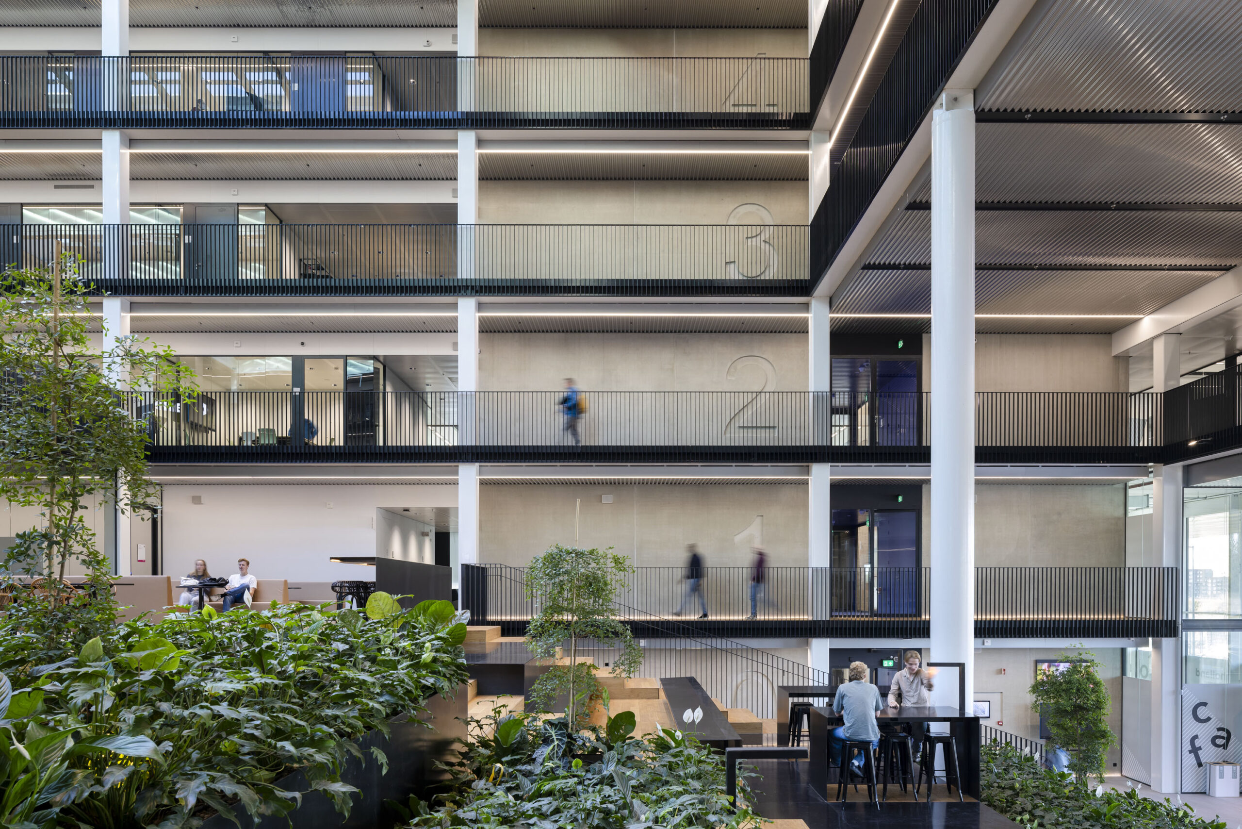 Zijaanzicht atrium. Beeld cepezed, Lucas van der Wee