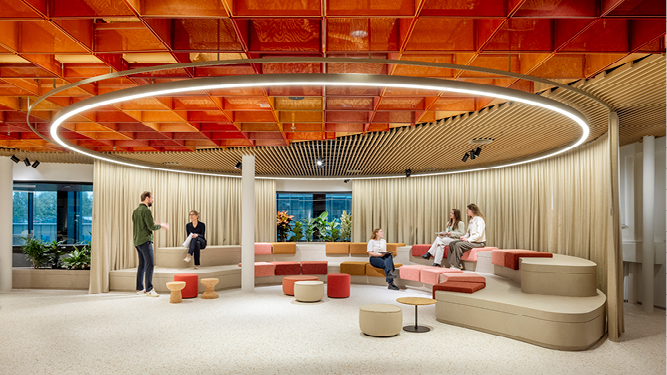 Henkel Amsterdam. Beeld Lucas van der Wee