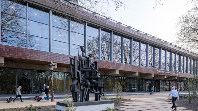 Beeld Ossip van Duivenbode