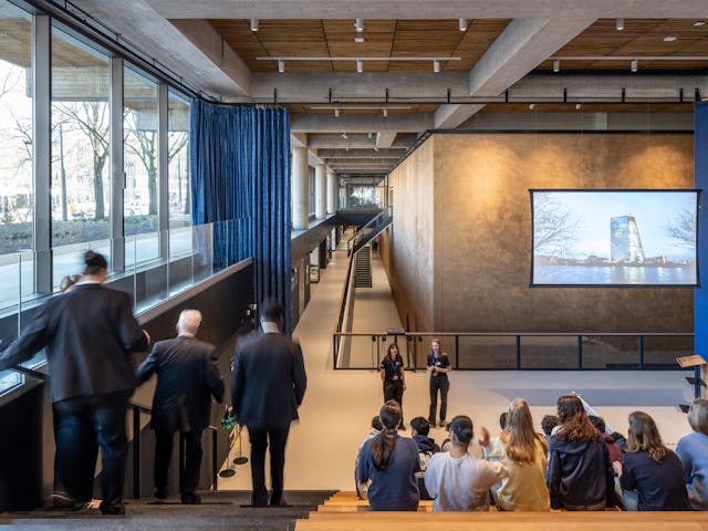 Beeld Ossip van Duivenbode