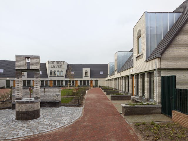 Hof doet leven. Beeld Stefan Müller