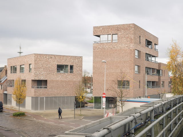 Stedelijk sociaal inbreidingsproject, Kortrijk (BE) – MAKER architecten. Beeld Stijn Bollaert