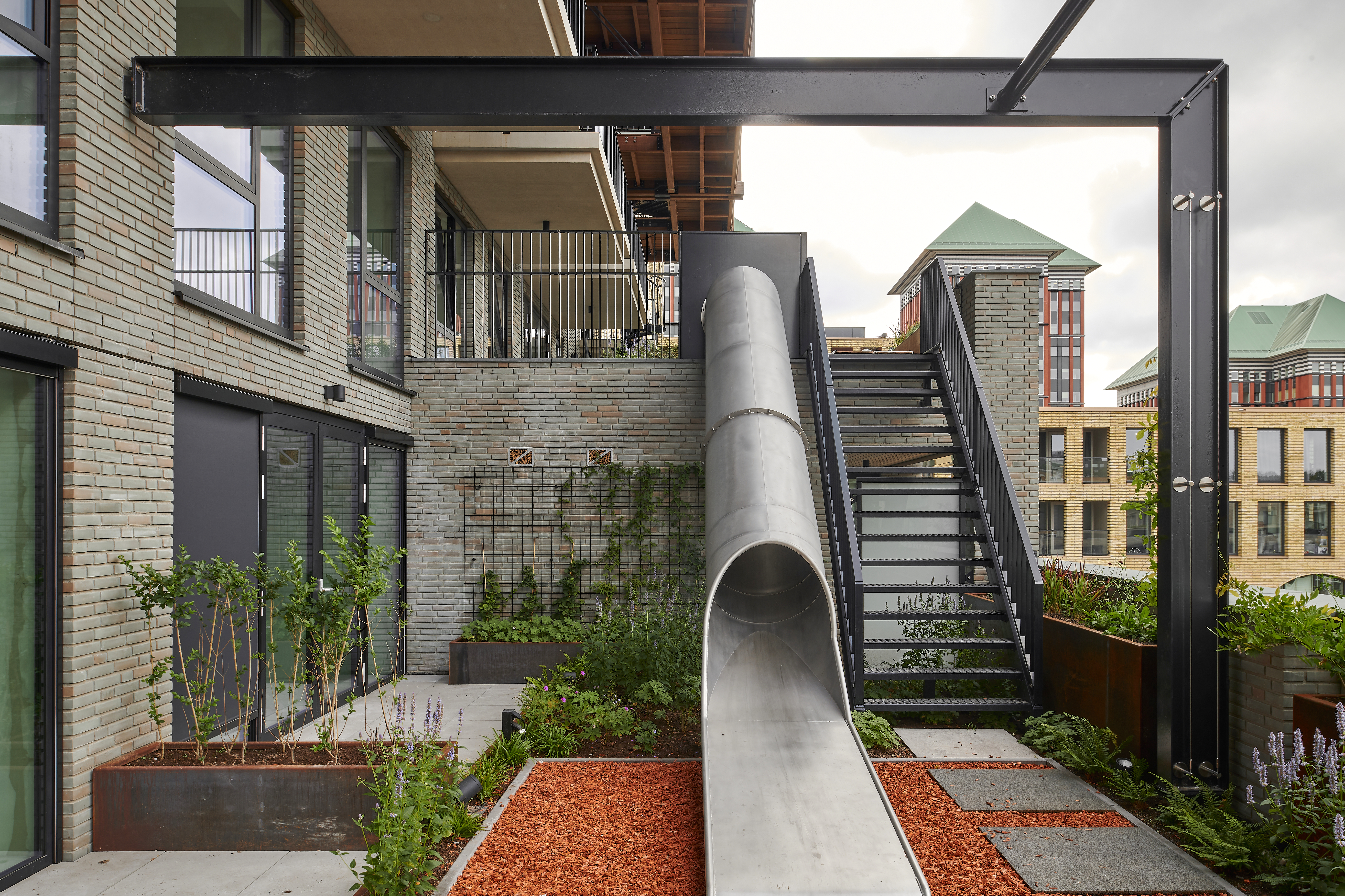 Collectieve tuin aan de gallerij. Beeld Max Hart Nibbrig