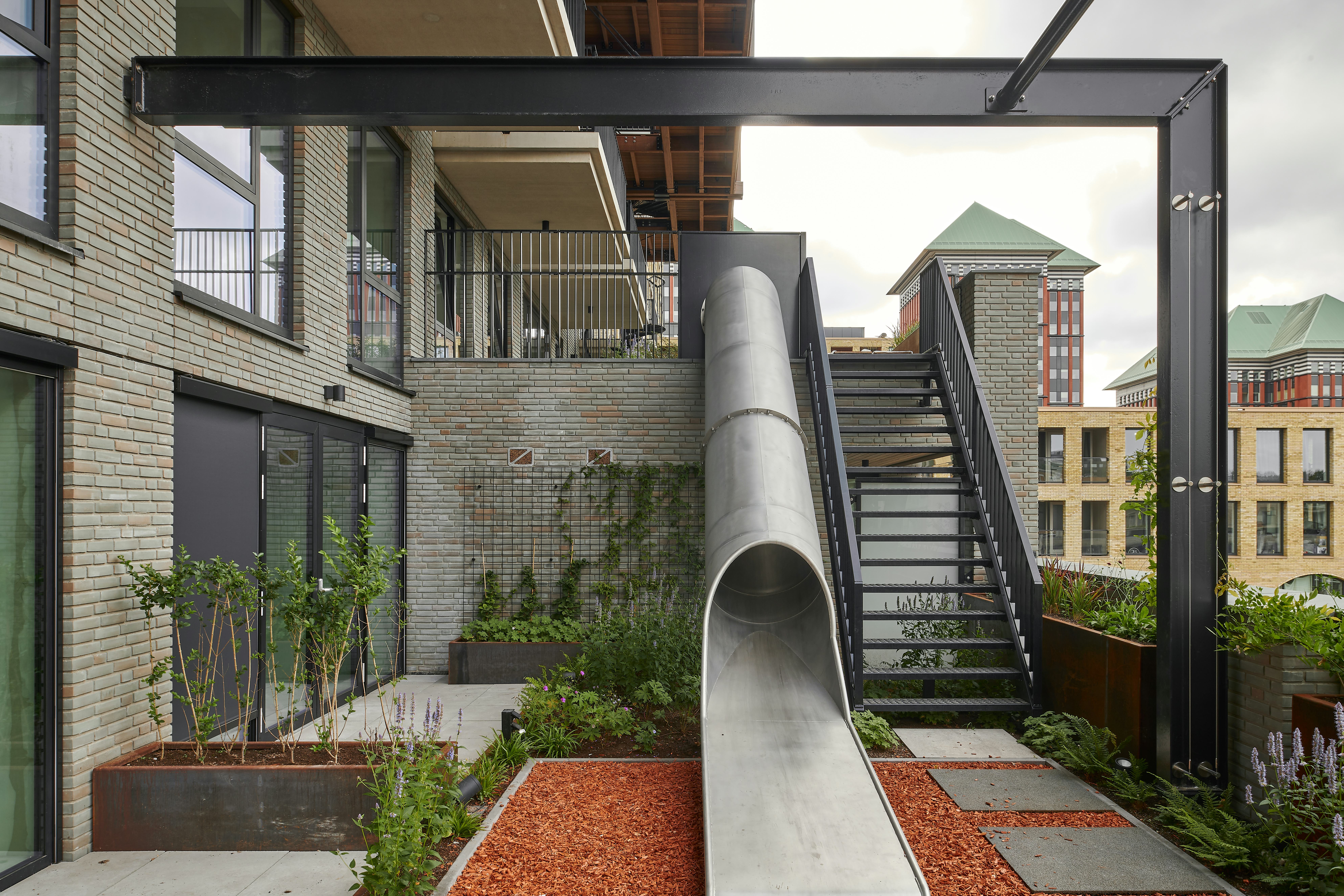 Collectieve tuin aan de gallerij. Beeld Max Hart Nibbrig