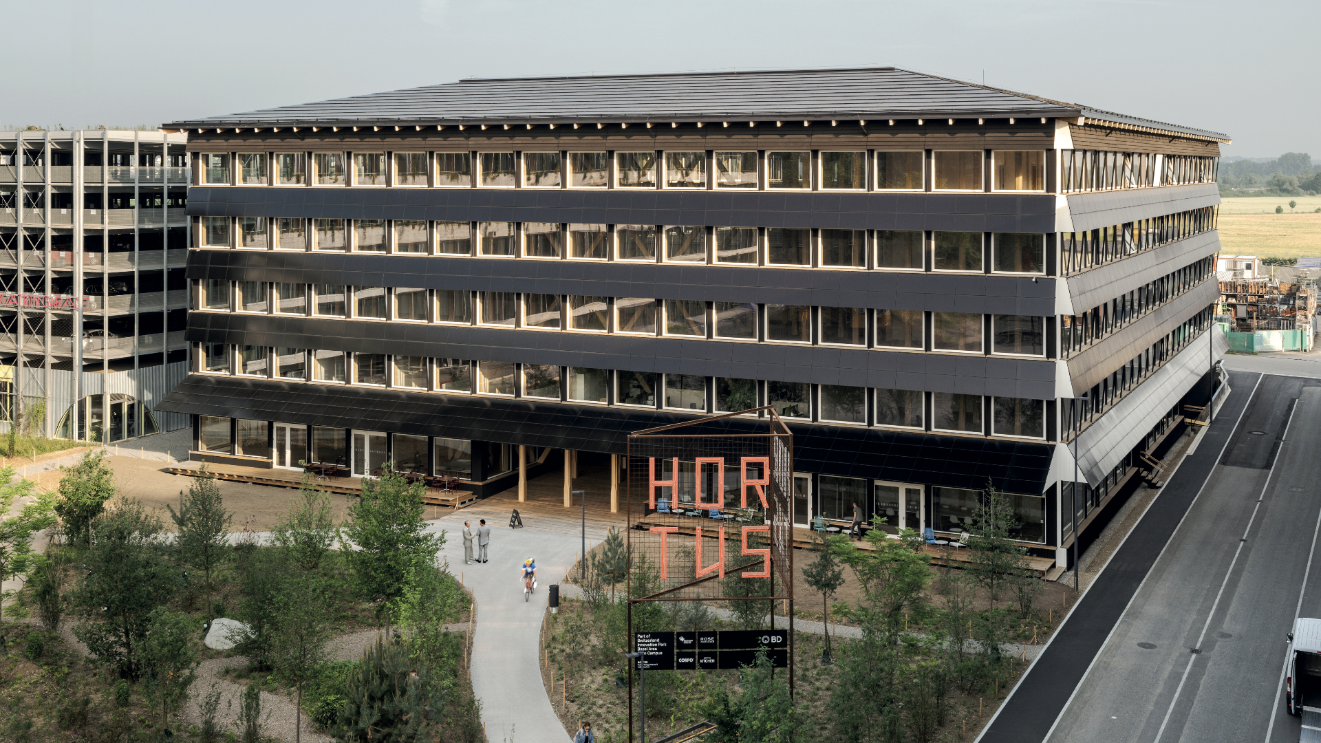 Houten kantoorgebouw Hortus, Basel (CH), door Herzog & de Meuron. Beeld Maris Mezulis